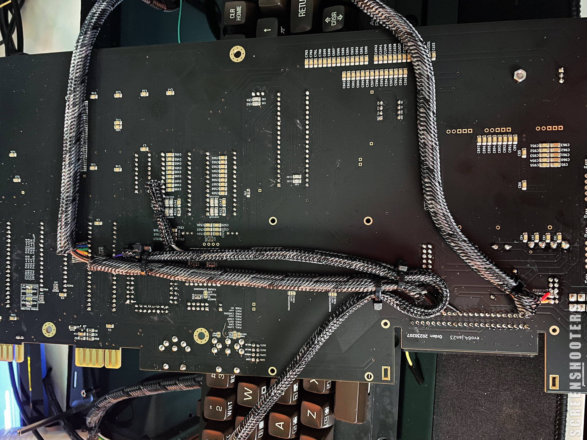 C64-185-NuTube64_10.jpg